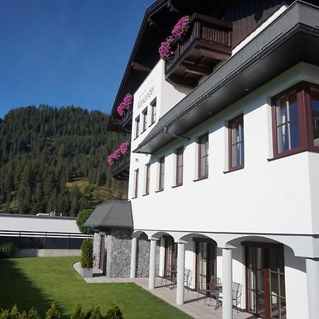 Appartements Alexander Fiss Bagian luar foto