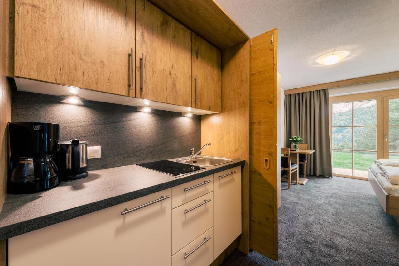Appartements Alexander Fiss Bagian luar foto