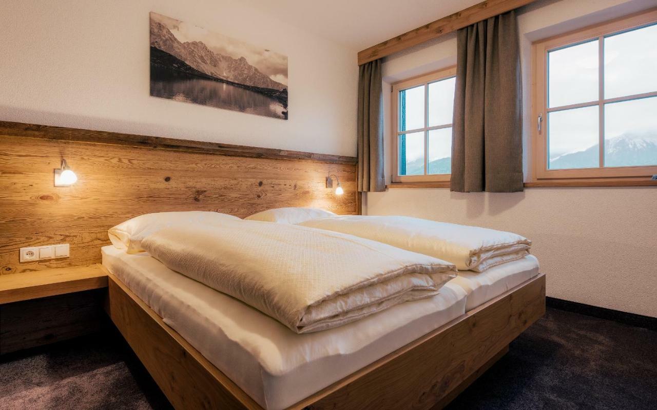 Appartements Alexander Fiss Bagian luar foto